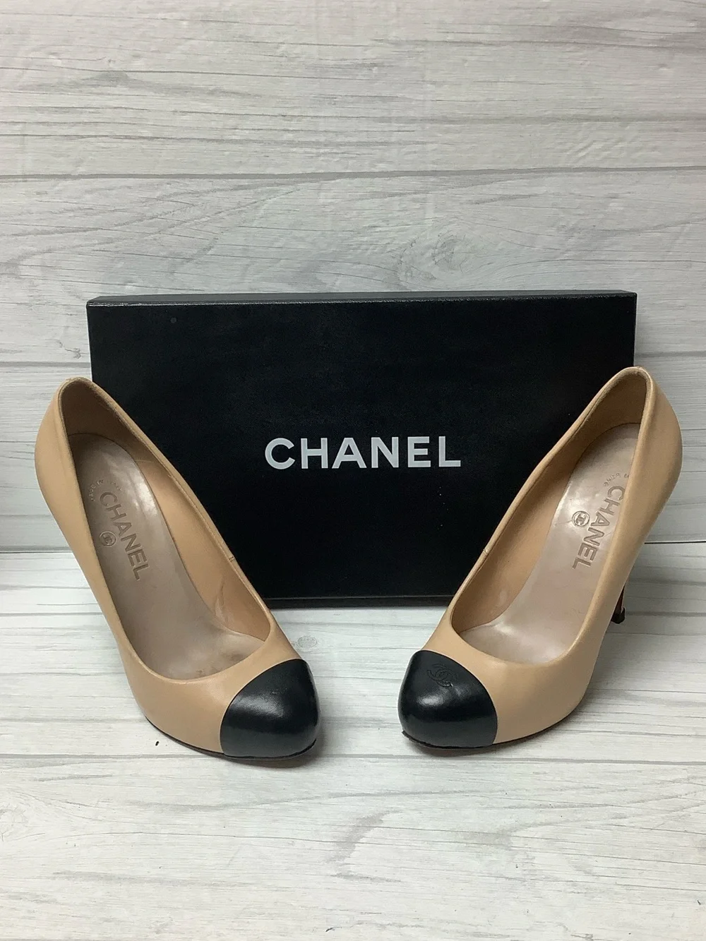 CHANEL two-tone pumps